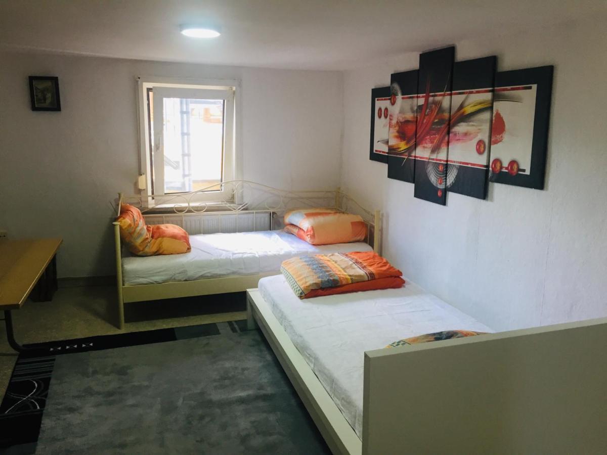 Monteurwohnung, 2 Zimmer, Kueche,Bad Staufenberg  Εξωτερικό φωτογραφία